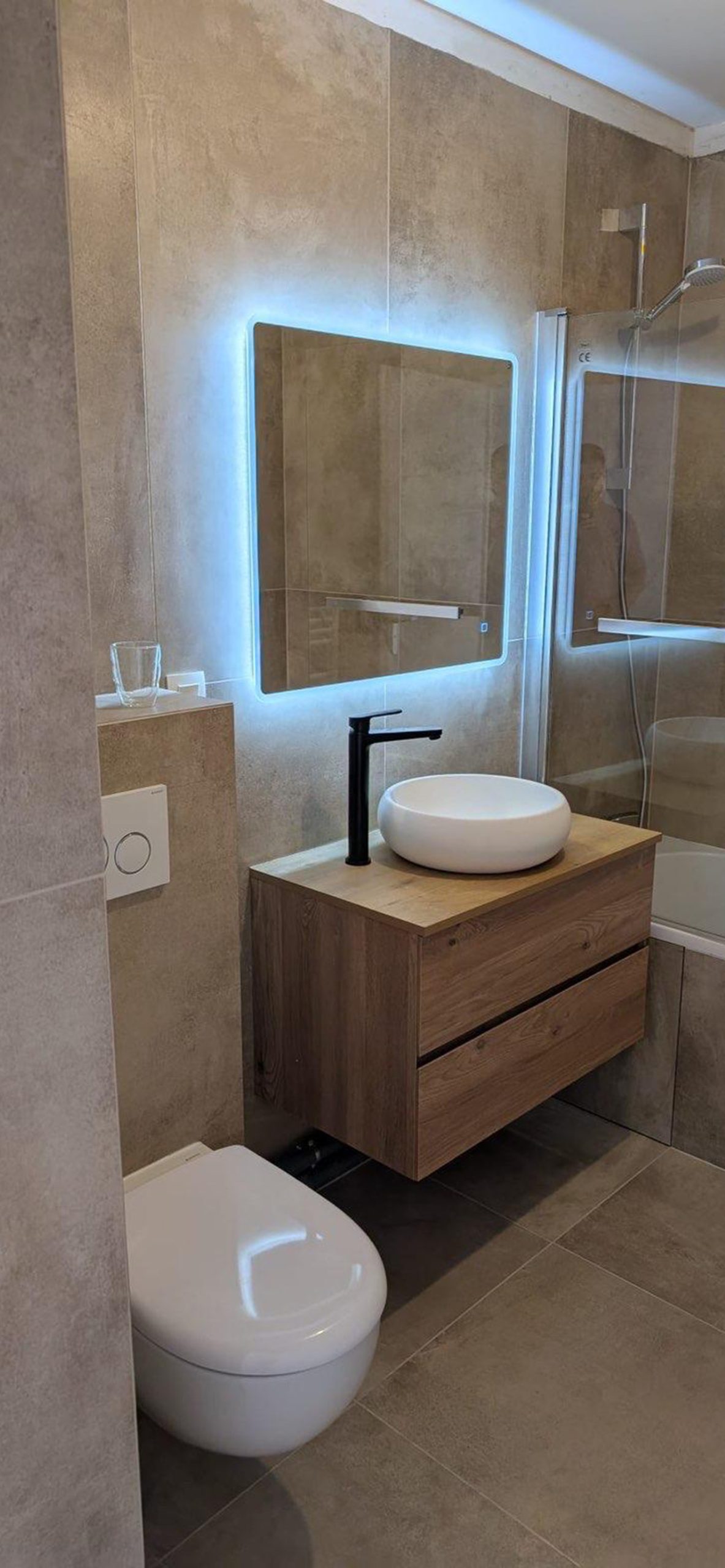 Dal Carrelage sublime vos intérieurs et extérieurs : pose XXL, douches italiennes, terrasses.
