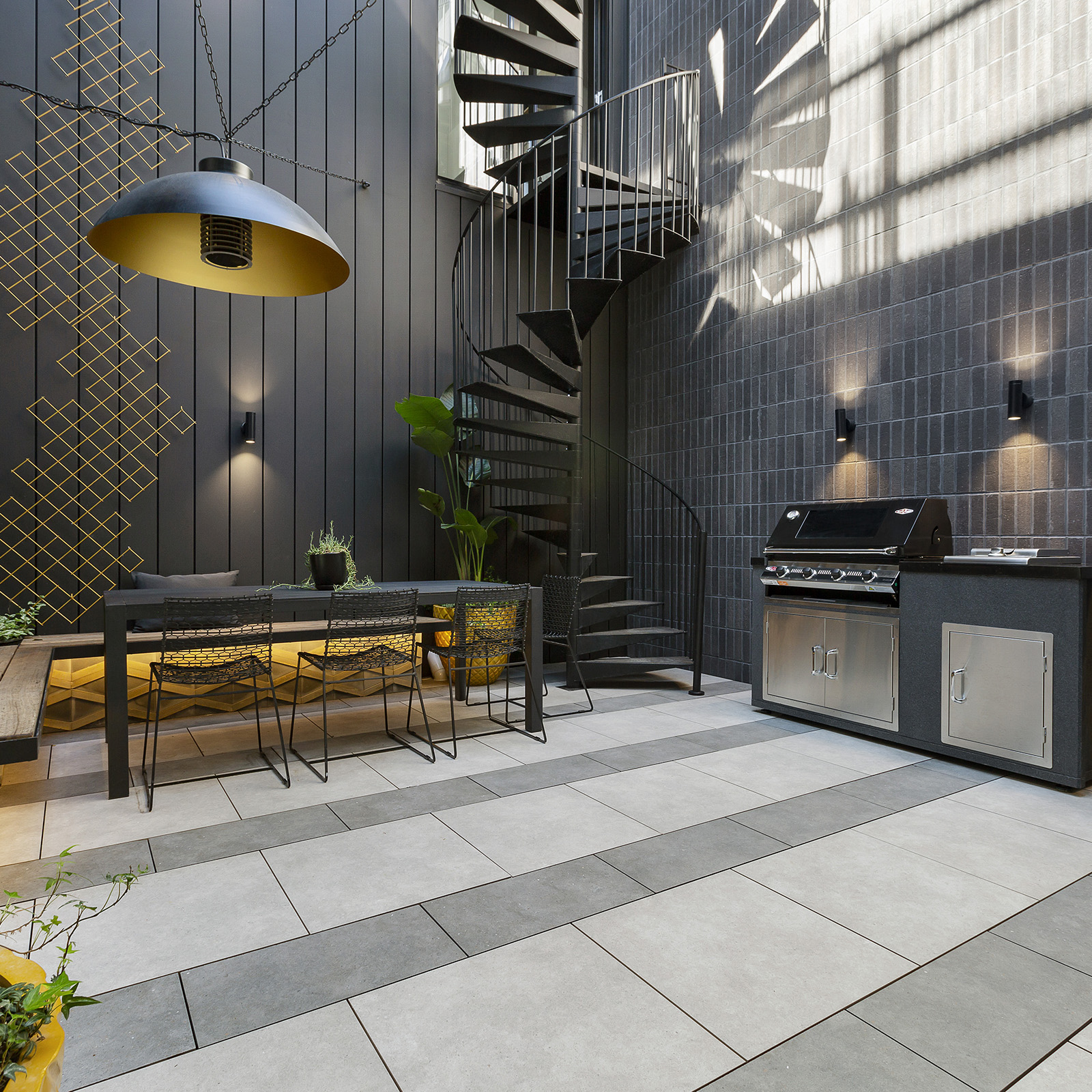 Dal Carrelage sublime vos intérieurs et extérieurs : pose XXL, douches italiennes, terrasses.